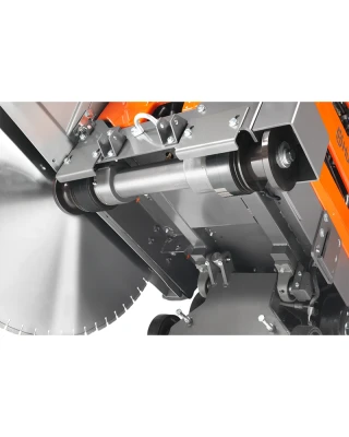 Husqvarna FS5000D 30" Road Saw - 48Hp Diesel Husqvarna FS5000D 30" Road Saw - 48Hp Diesel