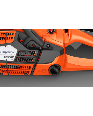 Husqvarna 540 XP® III 12-16” Chainsaw (39cc) Husqvarna 540 XP® III 12-16” Chainsaw (39cc)