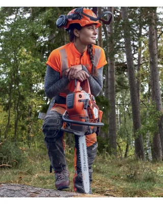 Husqvarna 550 XP® G II 13-18” Chainsaw (50.1cc) Husqvarna 550 XP® G II 13-18” Chainsaw (50.1cc)