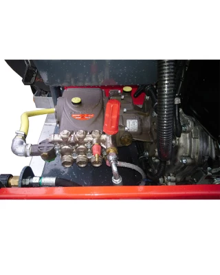 Altrad Belle BWX 15/250 Bowser Pressure Washer (250 Bar / 3600 PSI) Altrad Belle BWX 15/250 Bowser Pressure Washer (250 Bar / 3600 PSI)