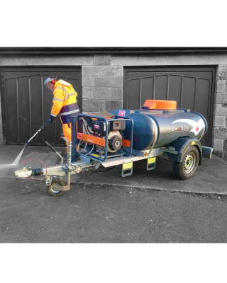 Altrad Belle BWX 15/250 Bowser Pressure Washer (250 Bar / 3600 PSI) Altrad Belle BWX 15/250 Bowser Pressure Washer (250 Bar / 3600 PSI)