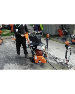 Altrad Belle Compact 350X 14” Floor Saw - 13Hp Petrol Altrad Belle Compact 350X 14” Floor Saw - 13Hp Petrol