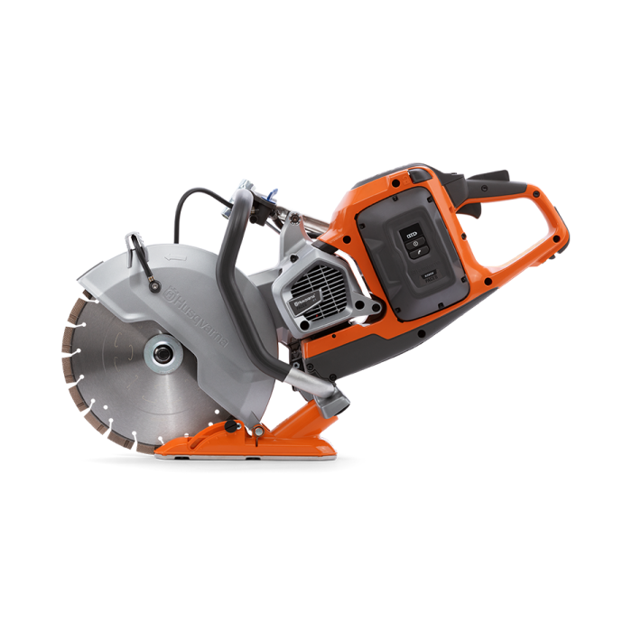 Vac Attachment on Battery Disc Cutter