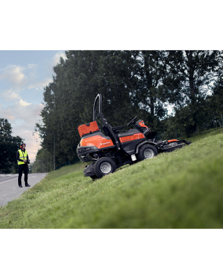 Husqvarna P 524XR EFi Front Mower - Petrol Husqvarna P 524XR EFi Front Mower - Petrol