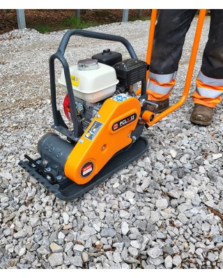 Altrad Belle PCLX 40 16” Plate Compactor (13kN) - Petrol Altrad Belle PCLX 40 16” Plate Compactor (13kN) - Petrol