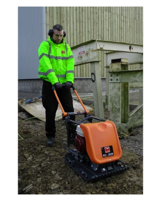 Altrad Belle PCX 20/50 20” Plate Compactor (20kN) - Petrol Altrad Belle PCX 20/50 20” Plate Compactor (20kN) - Petrol
