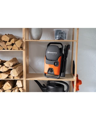 Husqvarna PW 130 Pressure Washer (95-130 Bar / 1378-1885 PSI) - 230V Husqvarna PW 130 Pressure Washer (95-130 Bar / 1378-1885 PSI) - 230V
