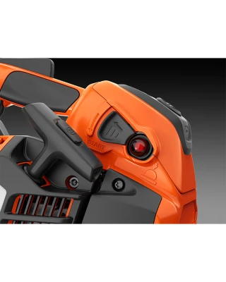 Husqvarna T540 XP® III 12-16” Top Handle Chainsaw (39cc) Husqvarna T540 XP® III 12-16” Top Handle Chainsaw (39cc)