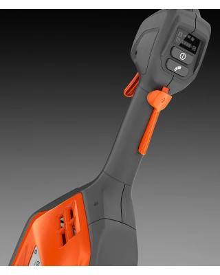 Husqvarna 525iHE4 Pole Hedge Trimmer - 36V Battery Husqvarna 525iHE4 Pole Hedge Trimmer - 36V Battery