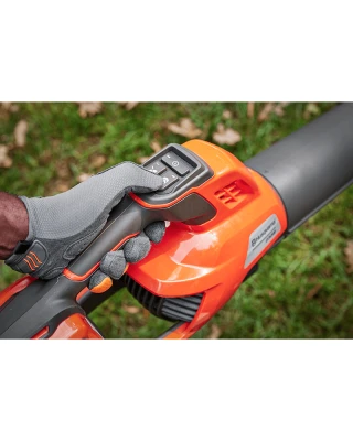 Husqvarna 230iB Blower - 36V Battery Husqvarna 230iB Blower - 36V Battery