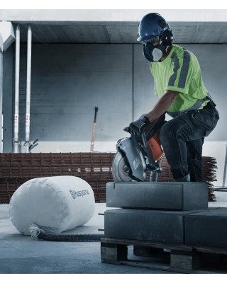 Husqvarna K770 Dry Cut Disc Cutter - 12" Husqvarna K770 Dry Cut Disc Cutter - 12"