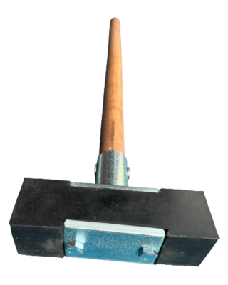 Long Handle Rubber Paving Hammer (800mm/2.5kg) Long Handle Rubber Paving Hammer (800mm/2.5kg)