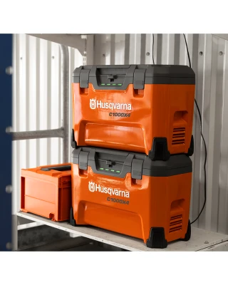 Husqvarna 40-C1000X4 36V Battery Multi-Rack Charger (1000W) Husqvarna 40-C1000X4 36V Battery Multi-Rack Charger (1000W)
