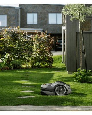 Husqvarna Automower® 305E NERA (up to 600m²) Husqvarna Automower® 305E NERA (up to 600m²)