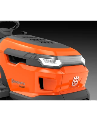 Husqvarna TC 215T Garden Tractor c/w 95cm deck Husqvarna TC 215T Garden Tractor c/w 95cm deck