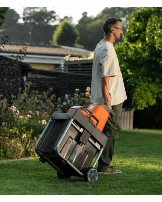 Husqvarna GS 340is Garden Shredder - Battery Husqvarna GS 340is Garden Shredder - Battery