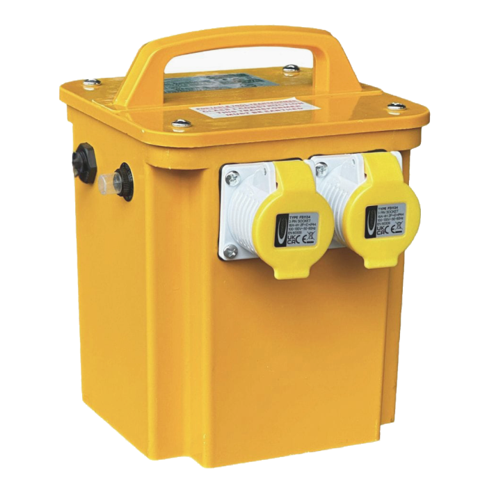 Connexion Standard 3kVA Tool Transformer 2 x 16A - 110V Connexion Standard 3kVA Tool Transformer 2 x 16A - 110V