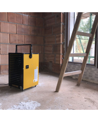 Master DH732 30 Litre Dehumidifier - 240V Master DH732 30 Litre Dehumidifier - 240V