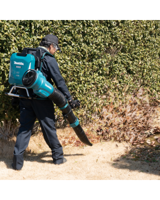 Makita UB004CZ Brushless Backpack Blower (Powered By Back-pack Battery Only - Supplied Seperately) - 36V Battery Makita UB004CZ Brushless Backpack Blower (Powered By Back-pack Battery Only - Supplied Seperately) - 36V Battery