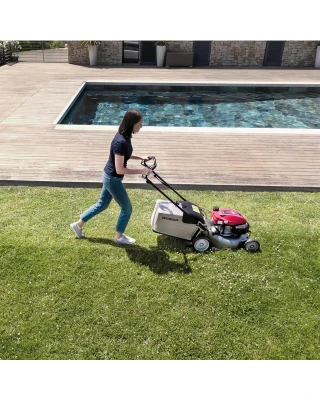 Honda Izy HRG 466 SKEP 18"/46cm Selective Mulching Petrol Lawnmower Honda Izy HRG 466 SKEP 18"/46cm Selective Mulching Petrol Lawnmower