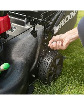 Honda Izy HRN 536 VY 21"/53cm Variable Speed Petrol Lawnmower with Blade Brake Honda Izy HRN 536 VY 21"/53cm Variable Speed Petrol Lawnmower with Blade Brake