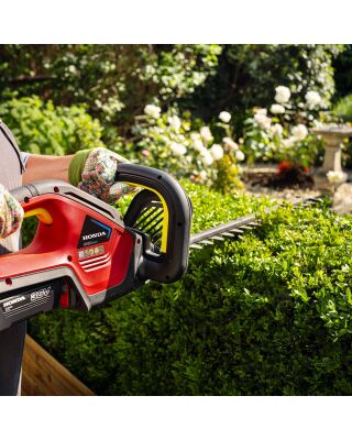Honda HHH 36 BXB 36V Cordless Hedgecutter Honda HHH 36 BXB 36V Cordless Hedgecutter